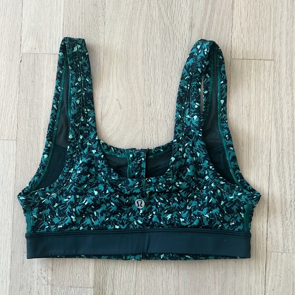 Lululemon Sports Bra - Picture 5 of 6